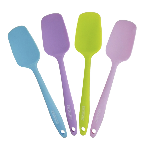 Exemplos de produtos da Ferimte: balanças, maçaricos, utensílios de cozinha
